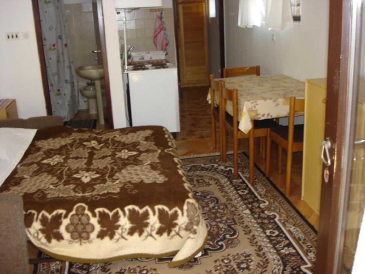 קרק Apartments Vjera חדר תמונה
